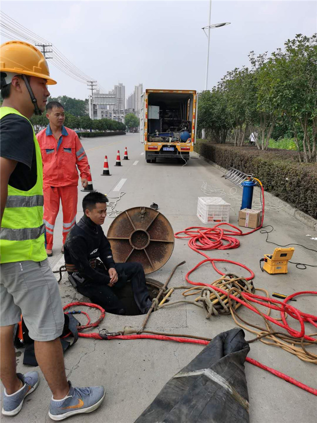 卫滨翻衬法管道修复技术主要工序